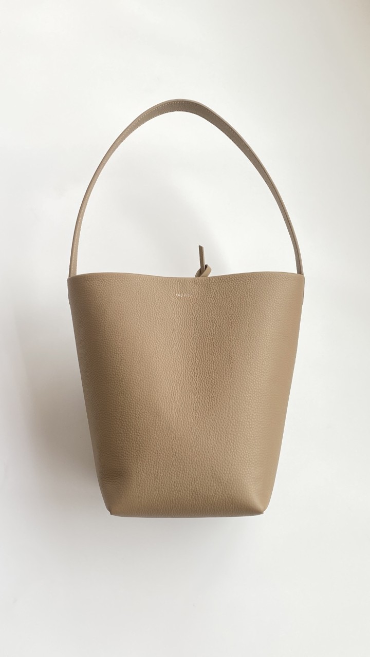 더로우 NS 파크백 가죽 레더 토트백 미디엄 27x33x15cm