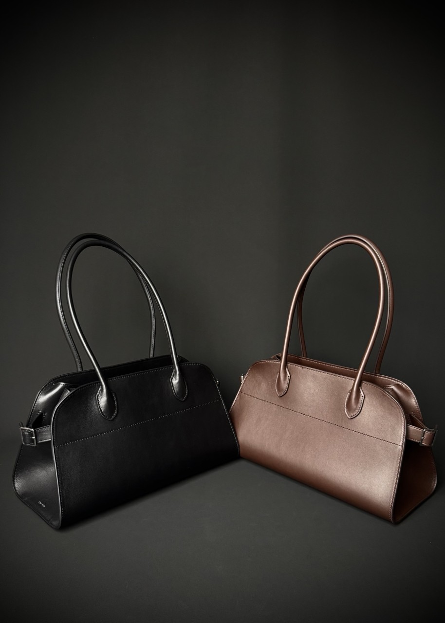 더로우 The Row 소프트 마고 12 Soft Margaux 12 가죽 토트백 37x23x17cm