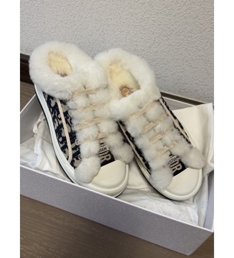 디올 Walk'n'Dior 플랫폼 스니커즈 딥 블루 Dior Oblique 자수 코튼 & 화이트 시어링 KCK398OCH_S56B 35~40