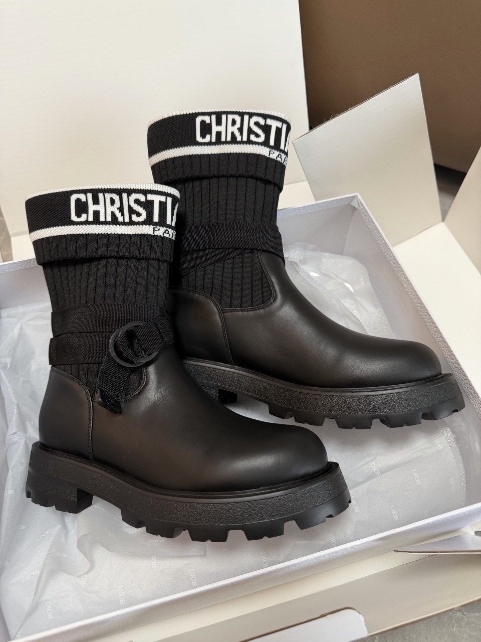 디올 D-메이저 앵클 부츠 카프스킨 앤 테크니컬 니트 블랙 Dior D-Major Ankle Boots Calfskin And Technical Knit Blac KDT268LKC-S20X 35~40