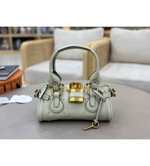 25 FW 끌로에 패딩턴 레더 백 스몰/라지 CH25WS802P75209 TP444824128 스몰 26*12*12cm / 라지 36*18*16cm