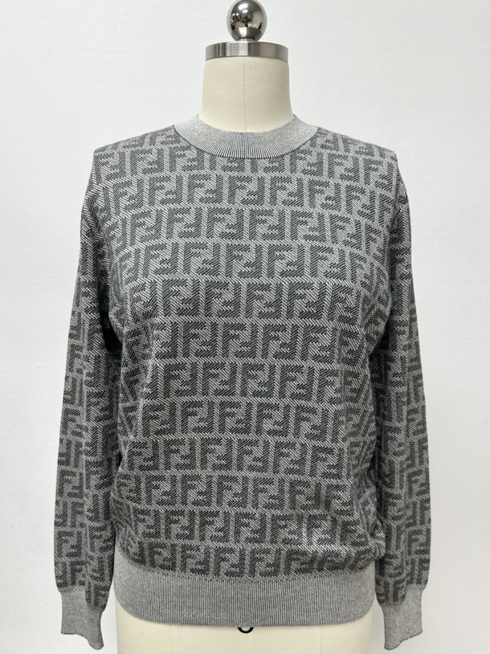 펜디 FENDI 라운드넥 니트 FZXE39AYM1F1UPW 36 38 40 #타지아