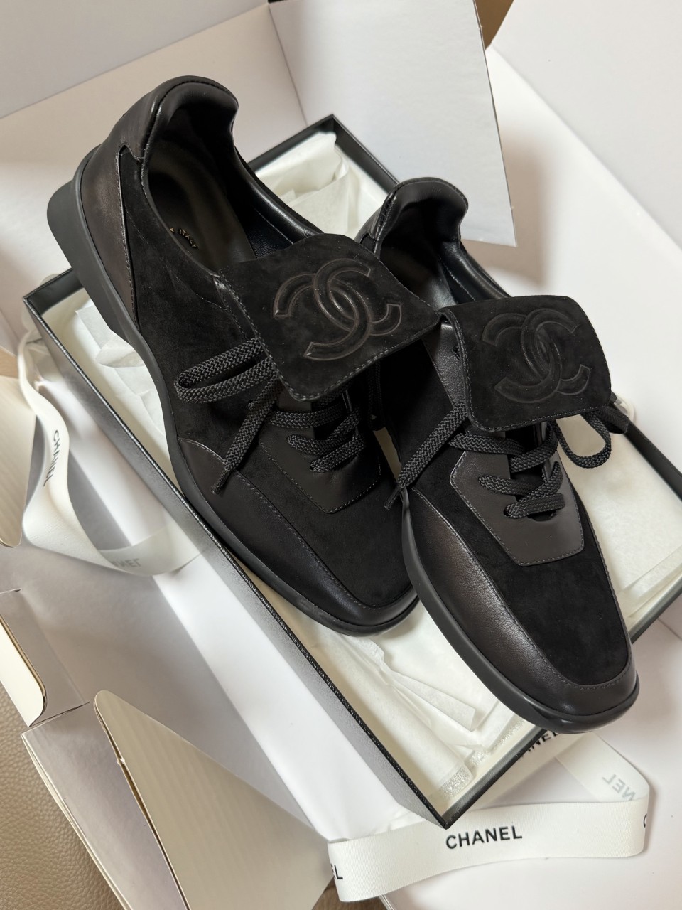 Chanel 샤넬 COCO 로고 스티치 블랙 레더 여성 스니커즈 35~40 굽 3.5cm
