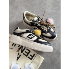 펜디 매치 블랙 및 화이트 가죽 플랫폼 로우탑 스니커즈 8E8721AY9NF1V7Q 35~40