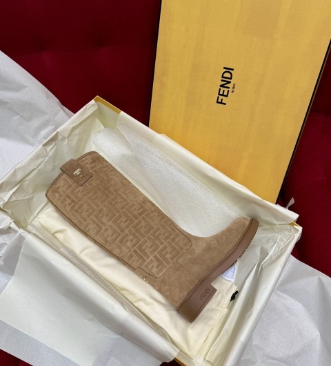 펜디 (Fendi) FF 로고 패턴이 새겨진 스웨이드 롱 부츠 35~40 #폭스샵