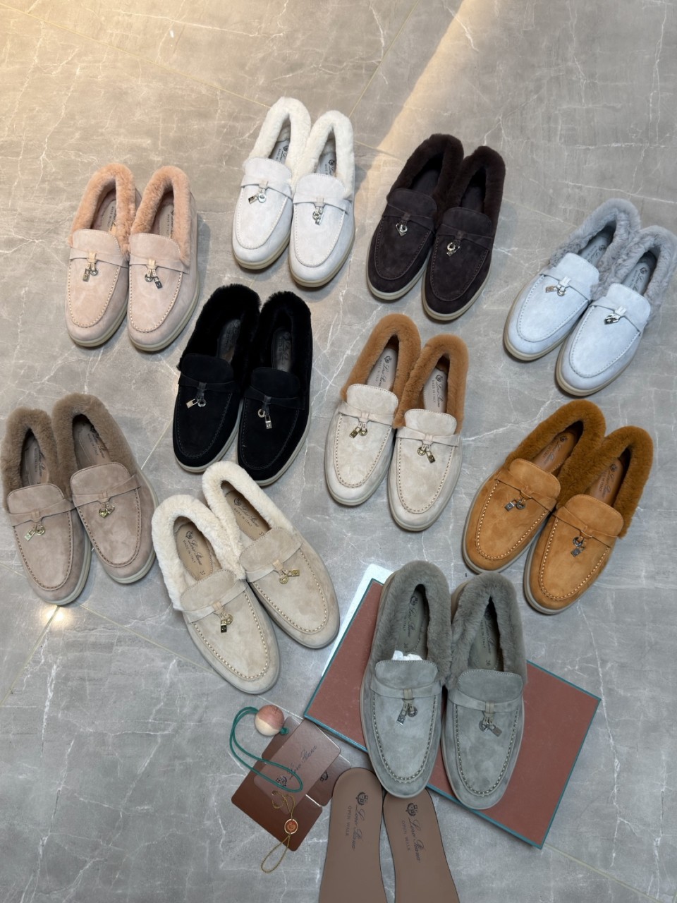 로로피아나 여자 썸머 참 워크 비버퍼 솔 로퍼 스웨이드 (10컬러) FAL9227 35~42