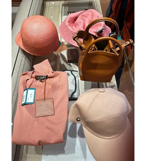 [로로피아나] SS25 캡모자 FAF8520M004 겉감 캐시미어 100% + 안감 코튼 95% + 캐시미어 5%