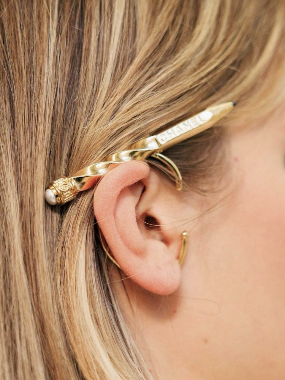 샤넬 CHANEL 25K 펜슬 이어링 골드 ABG698 #폭스샵