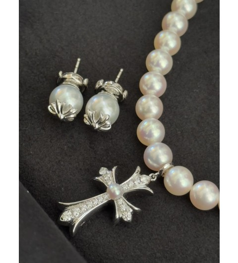 크롬하츠 Chrome Hearts 플러스 귀걸이 이어링 진주와 실버 소재 #폭스샵