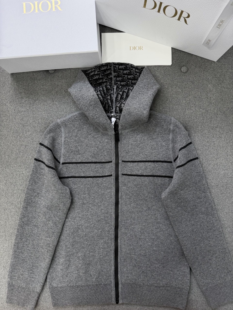 디올 오블리크 캐시미어 리버시블 후드 가디건 544G12A0551_X8890 38 40 42