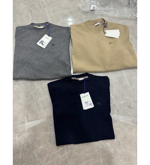 2025 버버리 8113087 니트 스웨터 풀오버 점퍼 남성 XS S M L XL 95%캐시미어 + 앙고라 자수 로고 #vvip공장