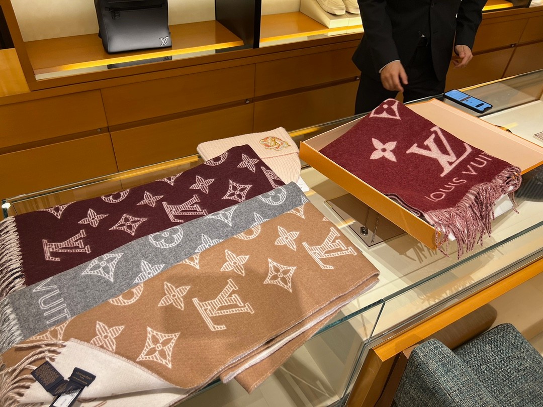 루이비통 모노그램 섀도우 프린지 울 캐시미어 머플러 보르도 M79185 186*40cm 울 90% + 캐시미어 10%