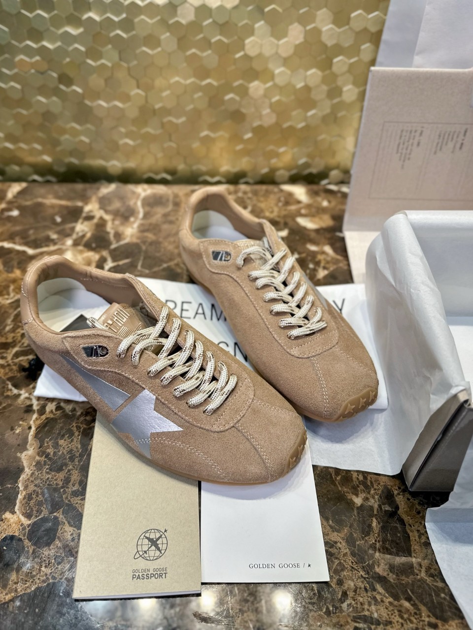 골든구스 GOLDEN GOOSE 여성 토바코 스웨이드 어퍼 & 실버 스타 마라톤 스피드 35~40 #해피샵