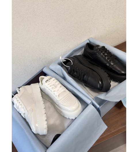 프라다 다운타운 볼드 레더 스니커즈 블랙 1E792M-3LPF-F0002 35~40