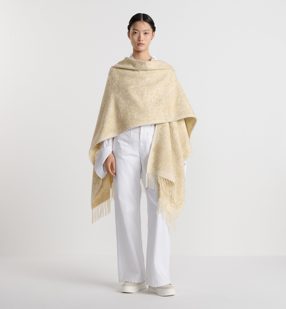 크리스찬 디올 오블리크 스카프 머플러 목도리 51DOB209L080_CO90 180*140cm 캐시미어 84% + 비스ㅗ스 12% + 폴리에스터 4%