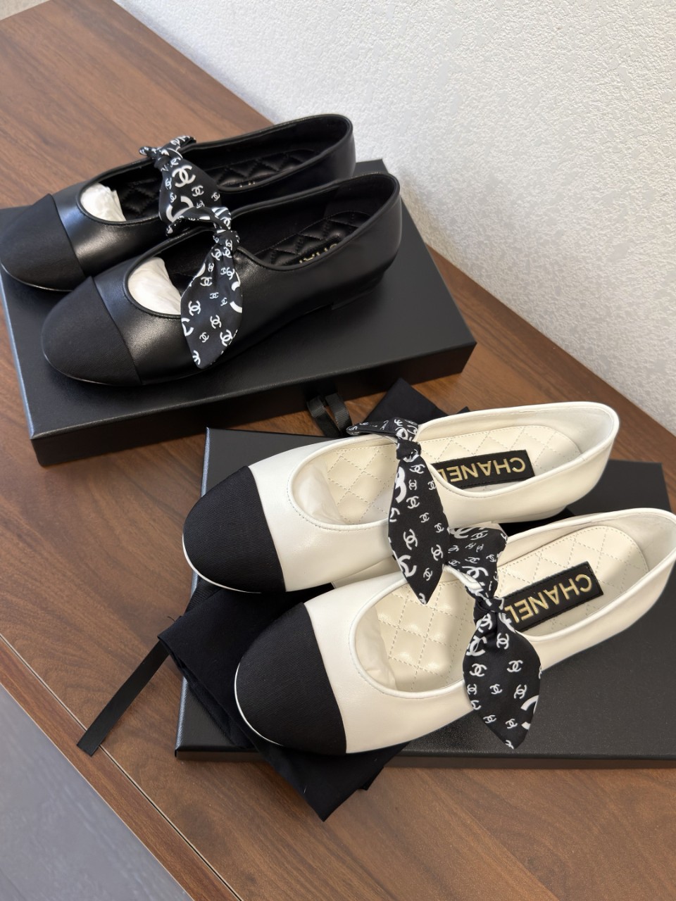 샤넬 26C 메리제인 플랫슈즈 CC로고 프린트 G46937 35~40