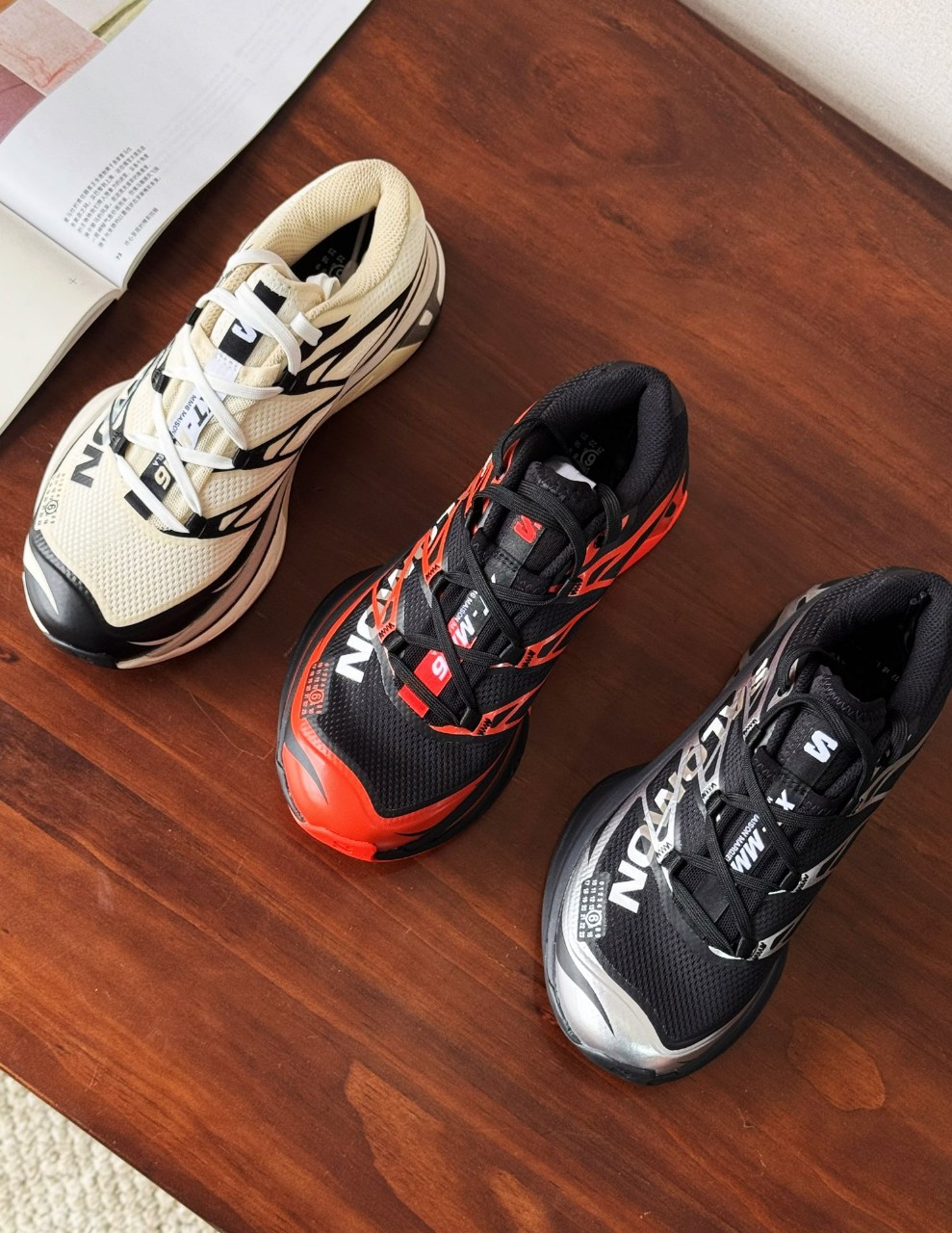 25 FW 살로몬 X 메종 마르지엘라 XT MM6 로고 스니커즈 블랙실버 SH1WS0020 P6303 HB0 36-36.5-37-38-38.5-39-40 40.5-41-42-42.5-43-44-45