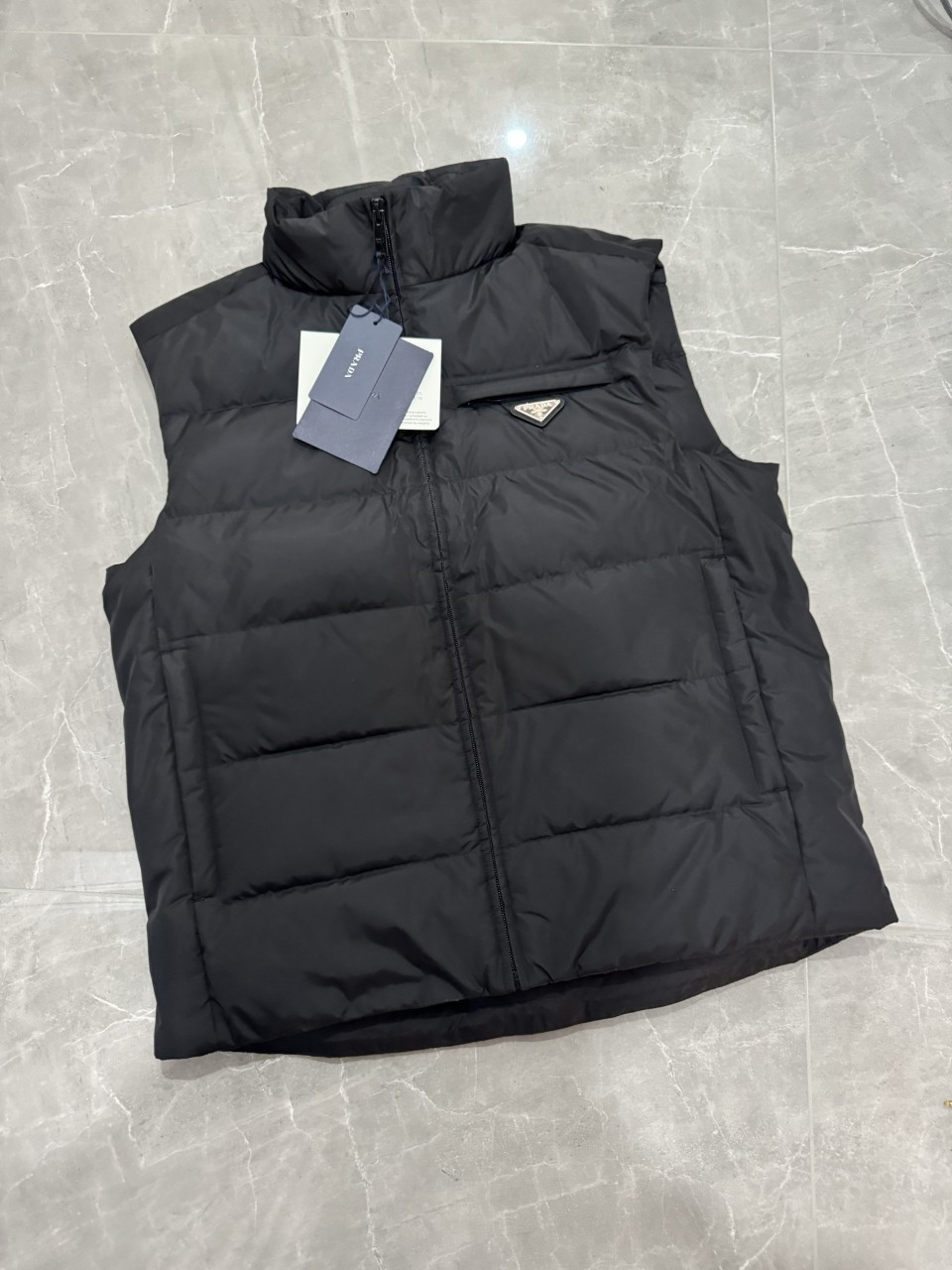 프라다 삼각로고 다운 베스트 SGB033 1WQ9 F0002 46 48 50 52 54 #vvip공장