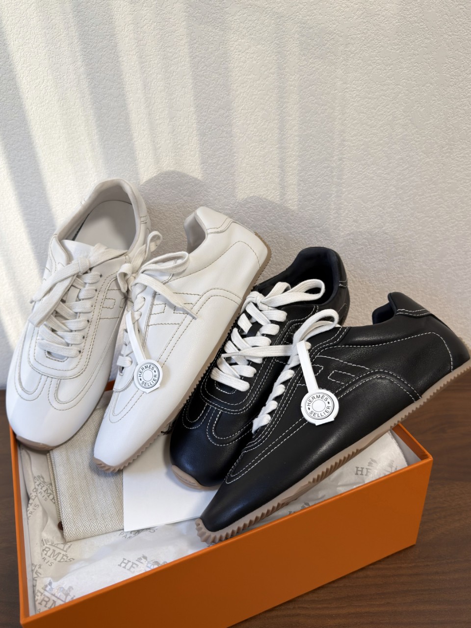에르메스 25FW 마스터 스니커즈 H261009Z 90 35~40
