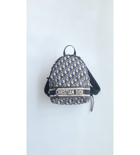 디올 오블리크 블루 Dior Oblique 테크니컬 패브릭 소재의 DiorTravel 백팩 26*37*15cm