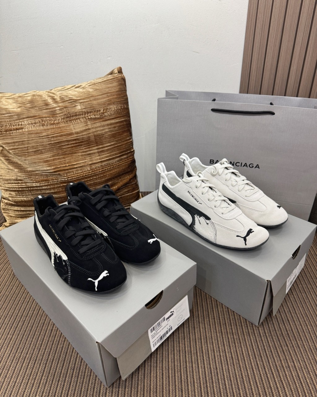 발렌시아가 x 푸마 스피드캣 스웨이드 화이트 블랙 스니커즈 Balenciaga x Puma Speedcat Suede White Black 847146WSDSD9010/406519-01 36~46