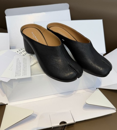 메종 마르지엘라 Maison Margiela 타비 데콜테 뮬(Tabi Décolleté Mules) 35~40