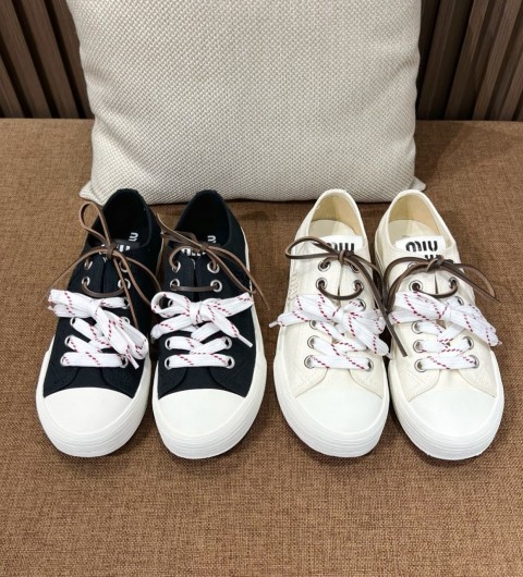 미우미우 Miu Miu 워시드 데님 스니커즈 35~40