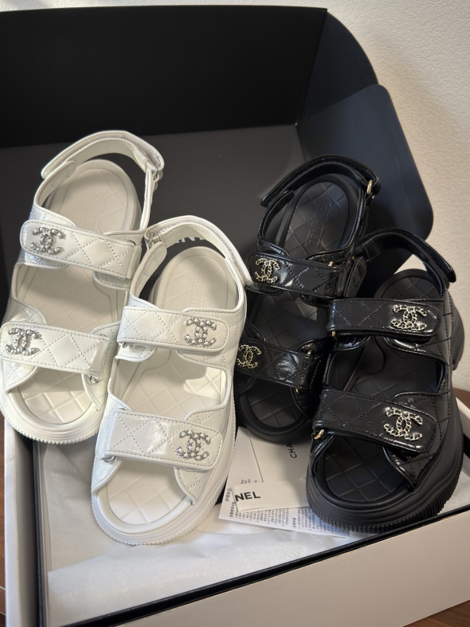 CHANEL 샤넬 클래식 벨크로 통굽 샌들 G46293 35~40