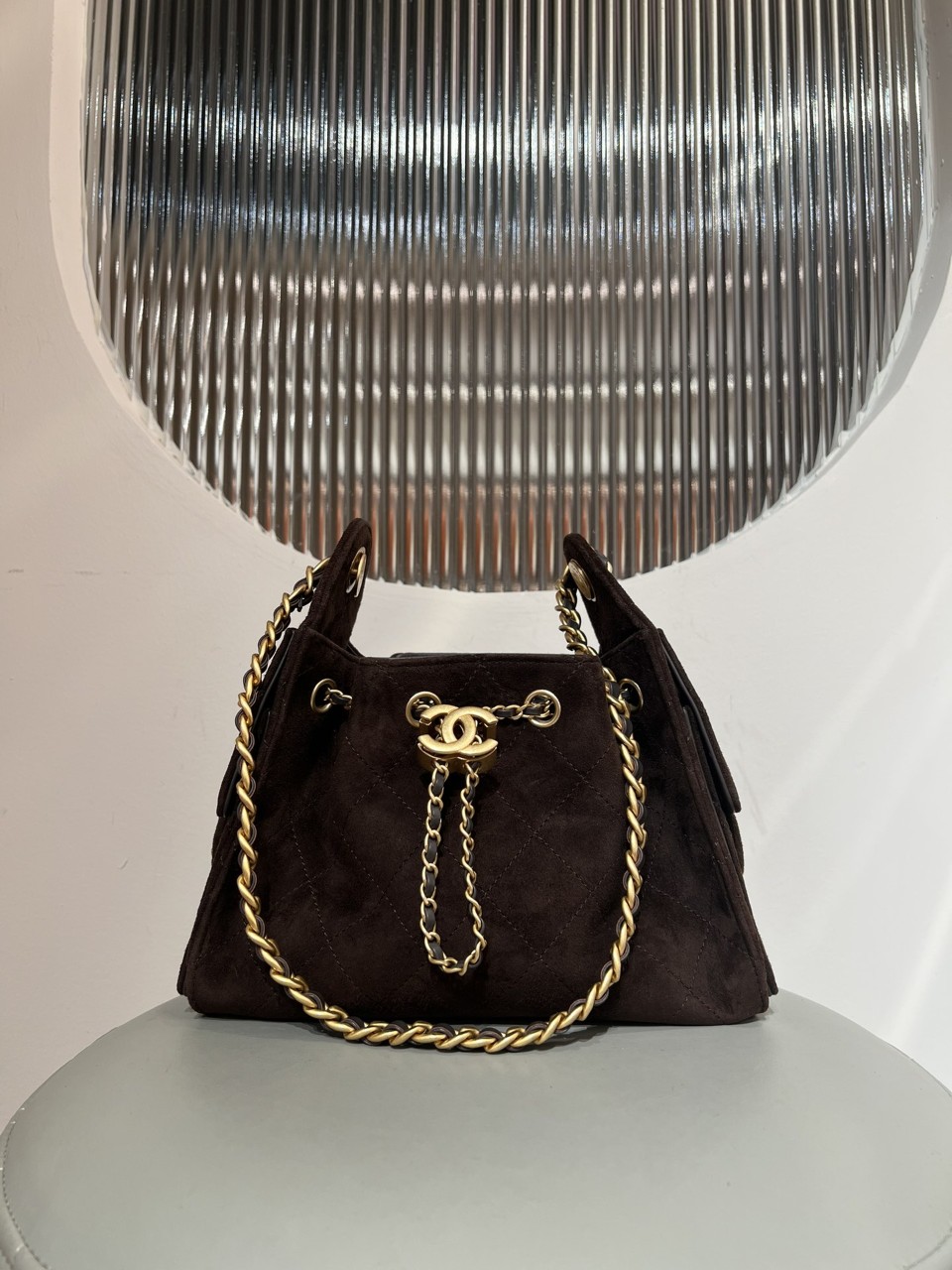 샤넬 2025/26 크루즈 쇼 CHANEL 25 미니백 AS5631 20*22*12.5cm #지존샵